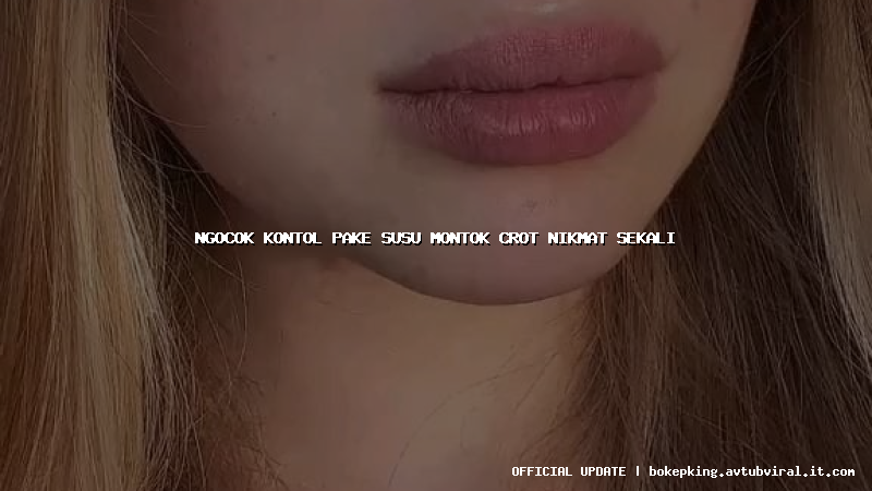 ngocok kontol pake susu montok crot nikmat sekali