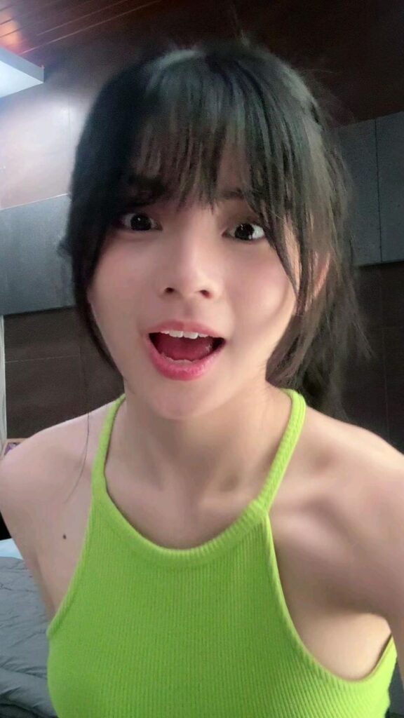 Bokep Indo | Laura Viral Update Kebaya Merah video viral Jepang - GindirViral