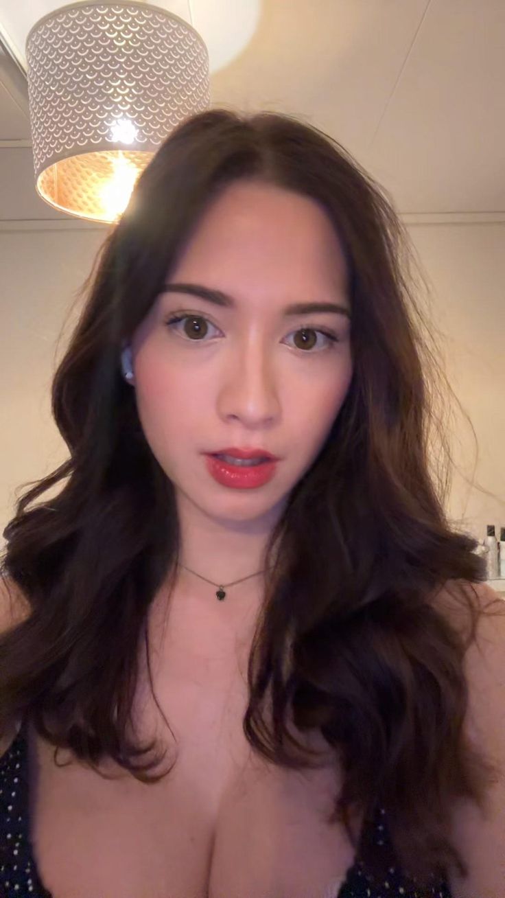 Video Iclik Jilbab – Konten Ani_moetz88 Pasutri Viral